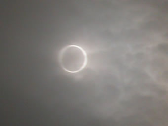 2012年５月21日午前７時34分